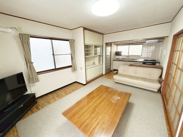 所沢市北原町 中古戸建 リビング