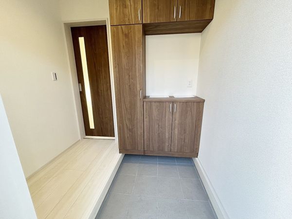 所沢市小手指南 新築戸建 玄関 所沢市小手指南 新築戸建 玄関
