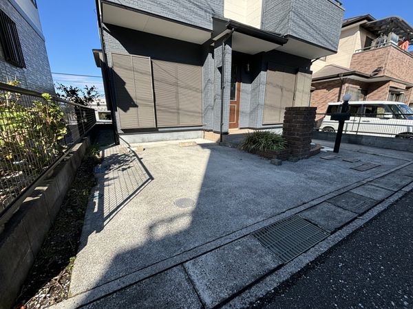 入間市牛沢町 戸建 駐車場