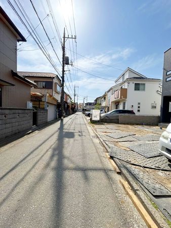 &RESORT HOUSE 航空公園 前面道路含む外観 &RESORT HOUSE 航空公園 前面道路含む外観