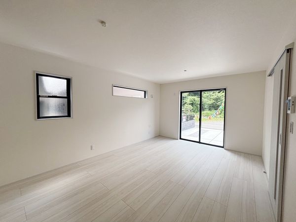 所沢市林3丁目 新築戸建 リビング