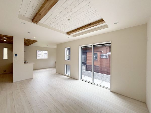 狭山市中央1丁目 新築戸建 リビング
