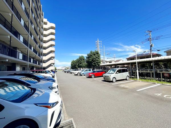 エステスクエア新所沢 駐車場 駐車場
