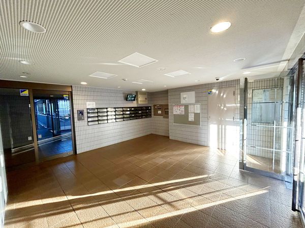 ロイヤルステージ東所沢 エントランス エントランス