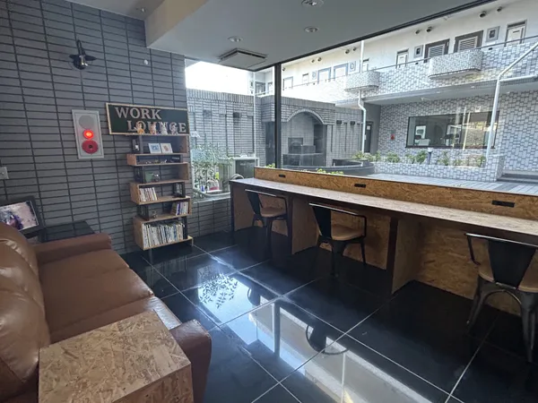 勉強やお仕事のはかどるラウンジ。充実した共用スペースです♪