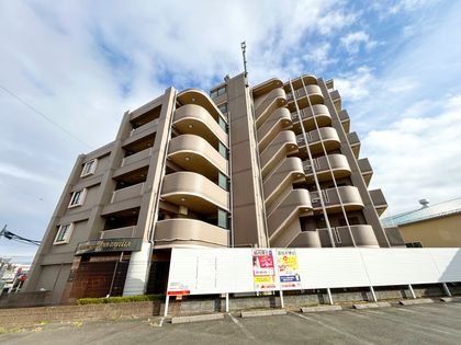 ワイズユウラク新所沢パテラ 外観