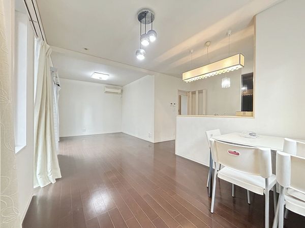 入間市鍵山2丁目 戸建 リビング