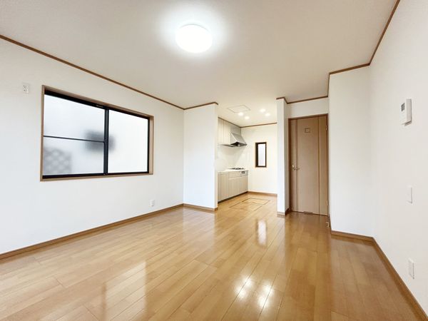 入間市東町4丁目 戸建 リビング 入間市東町4丁目 戸建 リビング