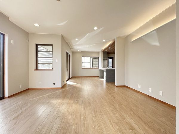 入間市東町7丁目 戸建 リビング 入間市東町7丁目 戸建 リビング