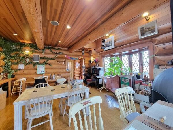 飯能市岩沢 店舗 リビング 飯能市岩沢 店舗 リビング