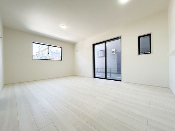 入間市鍵山2丁目 新築戸建 2号棟 リビング