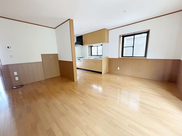狭山市入間川2丁目 戸建 リビング