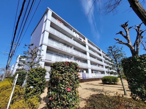 西武狭山グリーンヒル 4号棟 外観