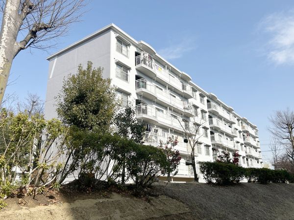 西武狭山グリーンヒル 7号棟 外観
