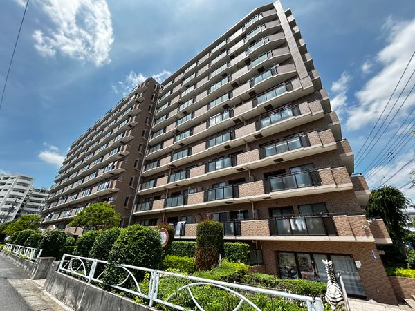 朝日パリオ入間市 外観