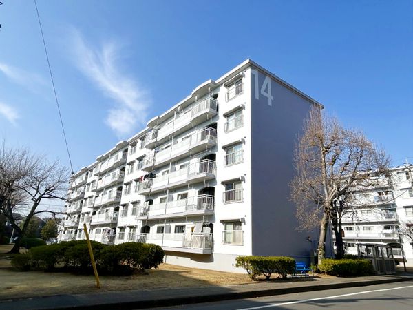 西武狭山グリーンヒル 14号棟 外観 西武狭山グリーンヒル 14号棟 外観