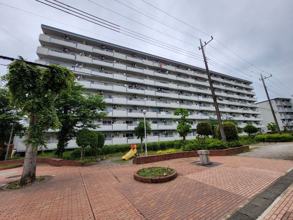 つつじ野団地 4街区17号棟 外観
