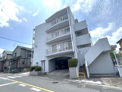 ファミール入間 外観