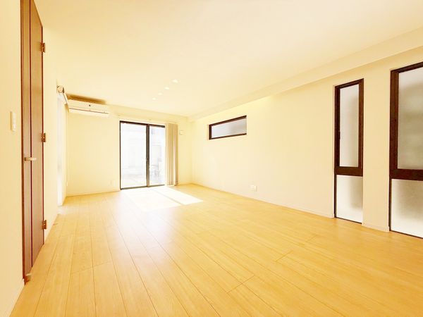 東久留米市氷川台1丁目 戸建 リビング