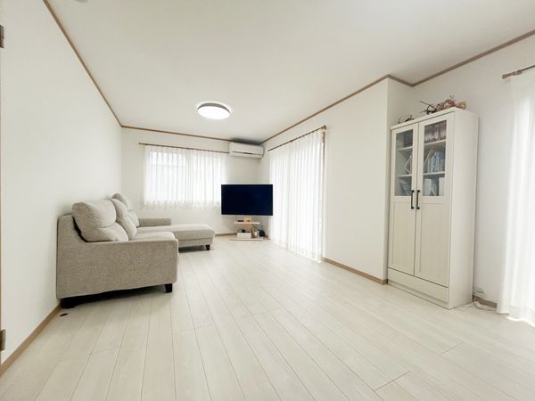 東久留米市新川町2丁目 戸建 リビング