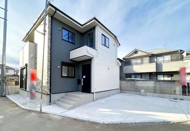 清瀬市野塩5丁目 新築戸建 前面道路含む外観 清瀬市野塩5丁目 新築戸建 前面道路含む外観