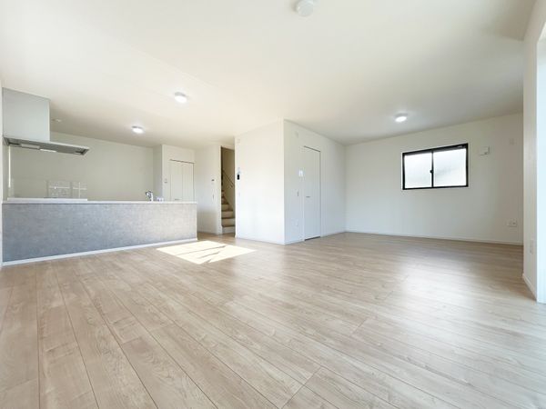 清瀬市野塩5丁目 新築戸建 リビング