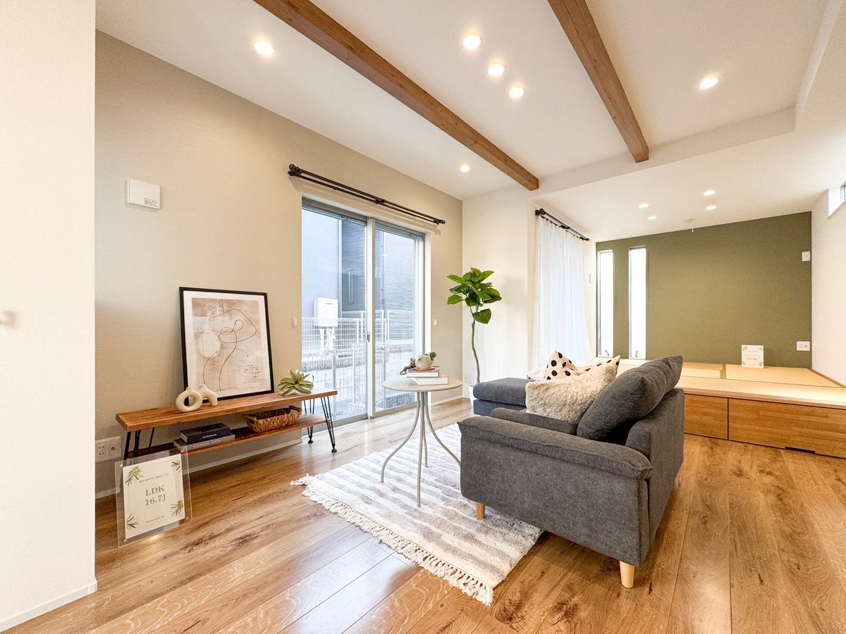 東久留米市八幡町2丁目 戸建 リビング リビング