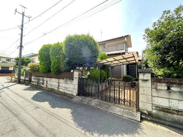 新座市あたご3丁目 新築戸建 前面道路含む外観 新座市あたご3丁目 新築戸建 前面道路含む外観