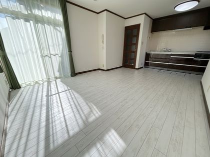 東久留米市弥生1丁目 戸建 リビング