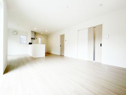 新座市道場1丁目 新築戸建 リビング