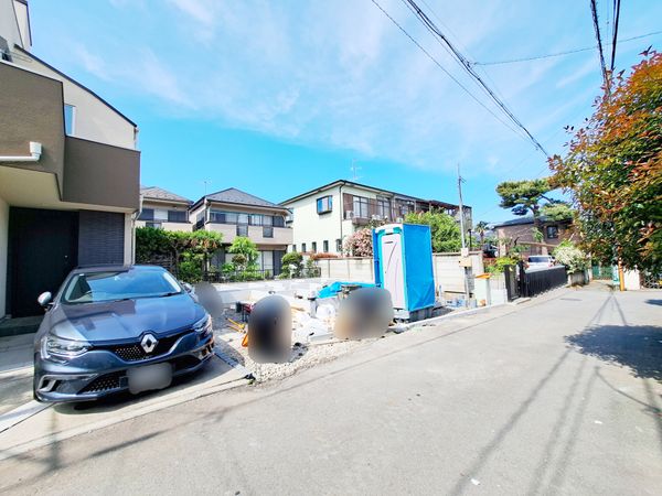 西東京市ひばりが丘北4丁目 新築戸建 前面道路含む外観 西東京市ひばりが丘北4丁目 新築戸建 前面道路含む外観