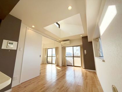 ウイングヒルズひばりヶ丘 リビング