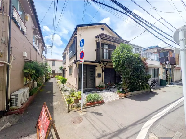 物件詳細のお問い合わせや資料請求等お気軽にお申し付けくださいませ