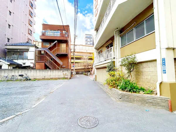 【周辺環境】・リコス清水町店 約150m（徒歩2分）・セブンイレブン板橋清水町店 約110m（徒歩2分）・板橋区立志村第三小学校 約410m（徒歩6分）