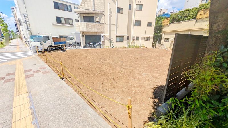 板橋区弥生町土地 前面道路含む外観 板橋区弥生町土地 前面道路含む外観