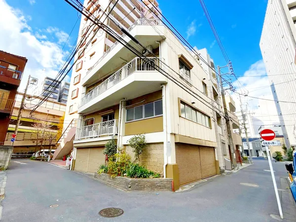 【アクセス】・都営三田線「板橋本町」駅徒歩4分・都営三田線「本蓮沼」駅徒歩8分・ＪＲ埼京線「十条」駅徒歩23分