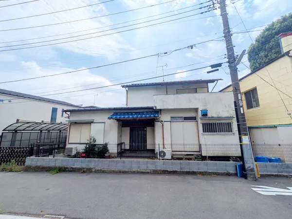 土地面積190.44平米(約57.6坪)※セットバック部分約6.1平米を含む大規模な一軒家、戸建アパート用地としても利用可能でございます。