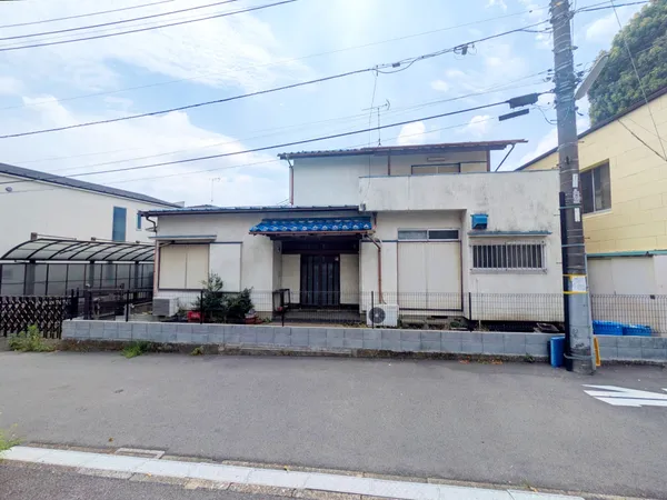 当社はお客様が安心してご相談いただけるようユニットで対応させていただきます。お気軽にお問い合わせください。