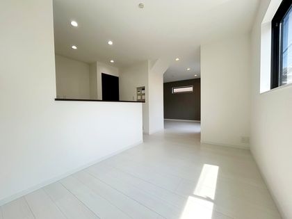 板橋区徳丸2丁目新築戸建 リビング