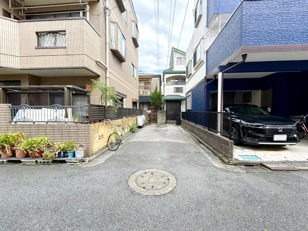 まいばすけっと板橋常盤台2丁目店まで徒歩3分（約170ｍ）。
