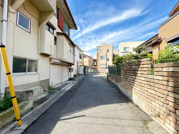 ベルクス板橋中台店まで徒歩3分（約170ｍ)。