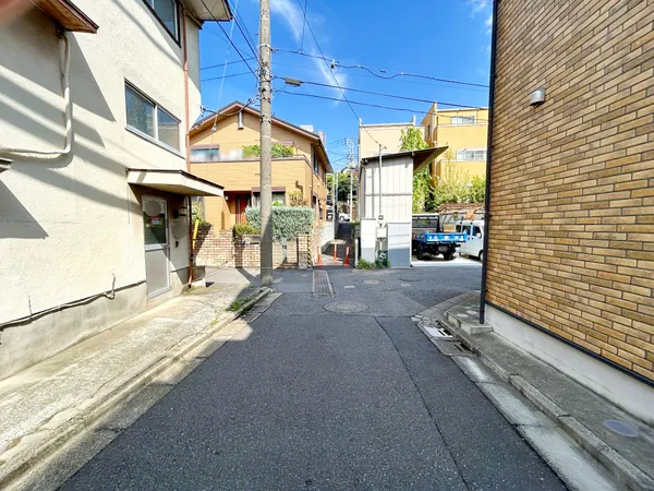 セブンイレブン板橋若木1丁目店まで徒歩3分（約210m）。