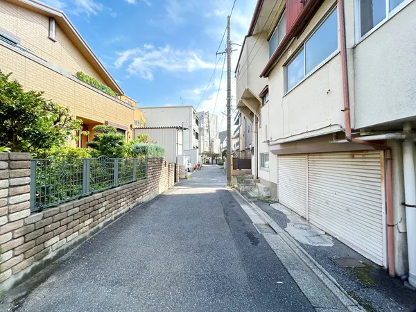 弊社三井のリハウスときわ台センターはときわ台駅徒歩２分に位置しております為、お気兼ねく、ご相談くださいませ。