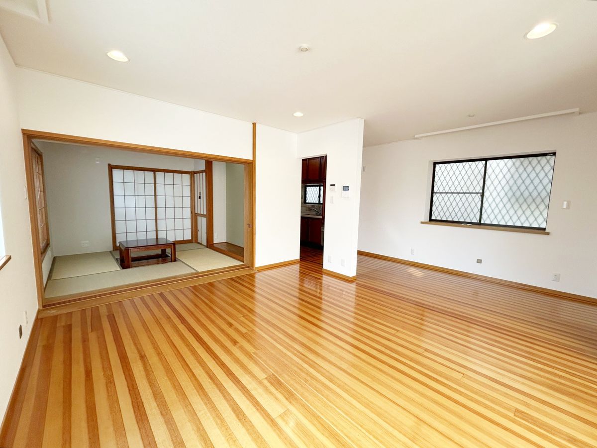 板橋区東新町1丁目中古戸建 リビング リビング