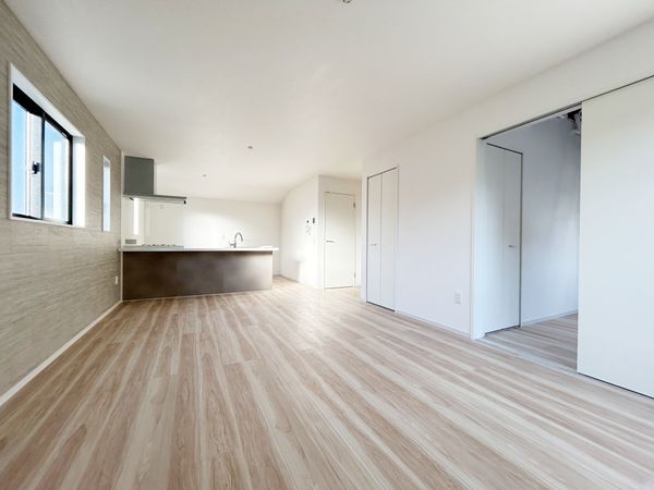 板橋区徳丸2丁目新築戸建 リビング