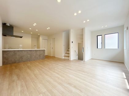 板橋区上板橋2丁目新築戸建 リビング