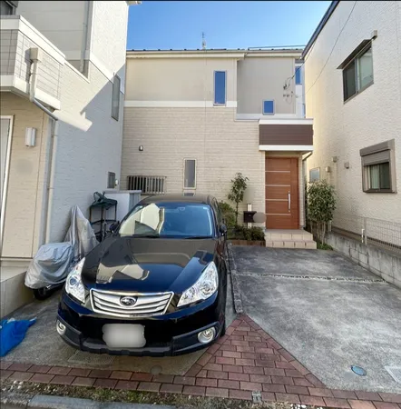 室内随所に収納が設けられた「２SLDK」戸建。すっきりと片付く暮らしが叶います。