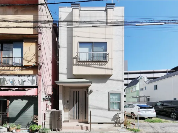 室内随所に収納が設けられてます。すっきりと片付く暮らしが叶います。