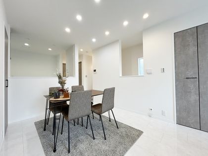 板橋区小茂根2丁目新築戸建 リビング