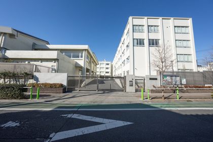 板橋区大谷口上町戸建 板橋区立板橋第二中学校(約890m) 板橋区立板橋第二中学校(約890m)